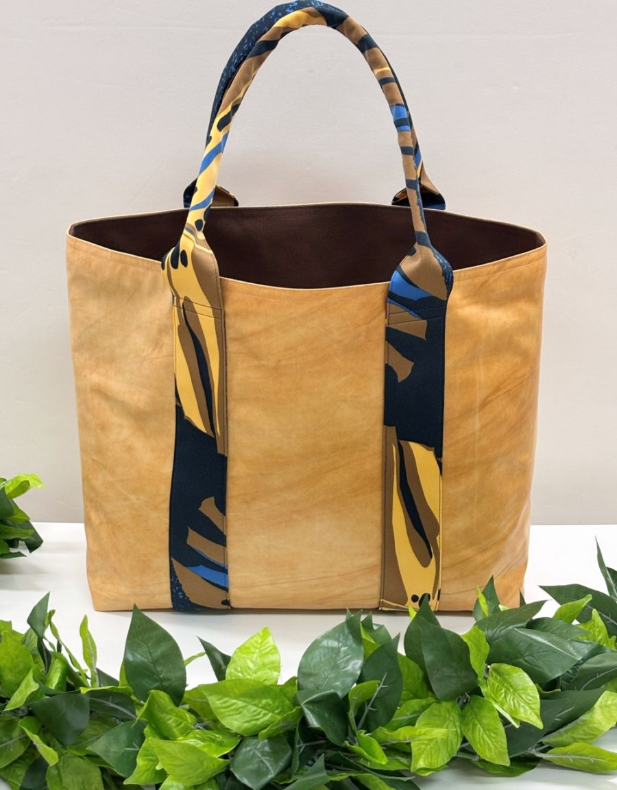 'Aina pumehana(アーイナ プメハナ）　Palupalu (パルパル　オルエア）トートバッグ