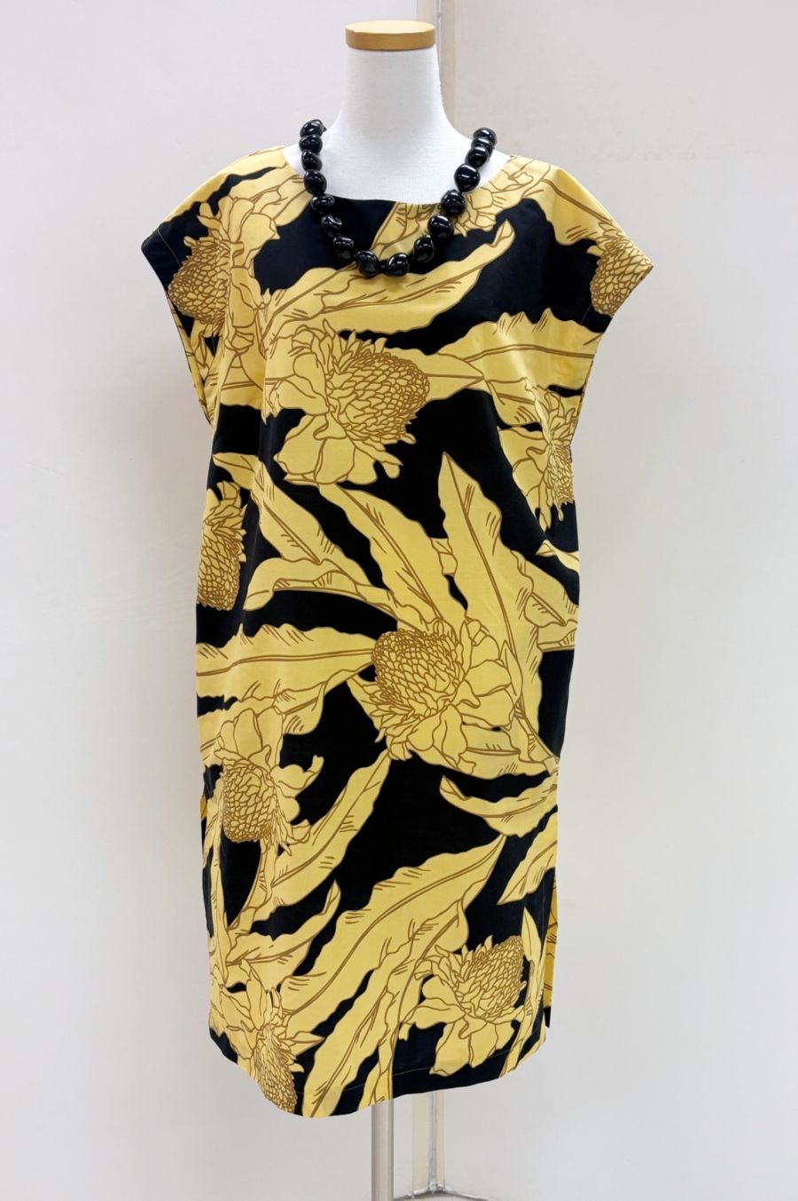 オリジナルのハワイアン・デザイン・ワンピース｜メネフネプランテーション