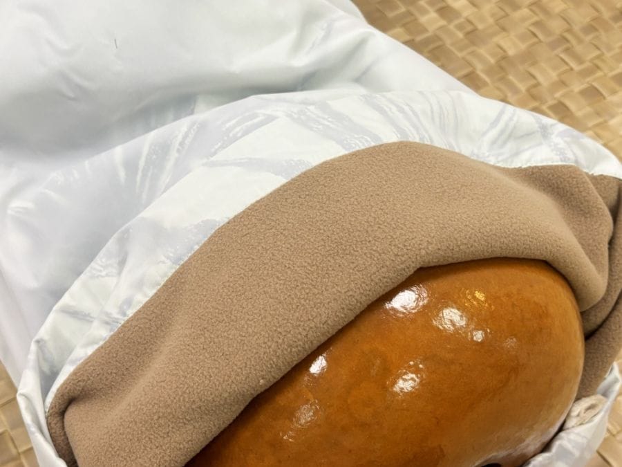 内側は柔らかいフリース加工