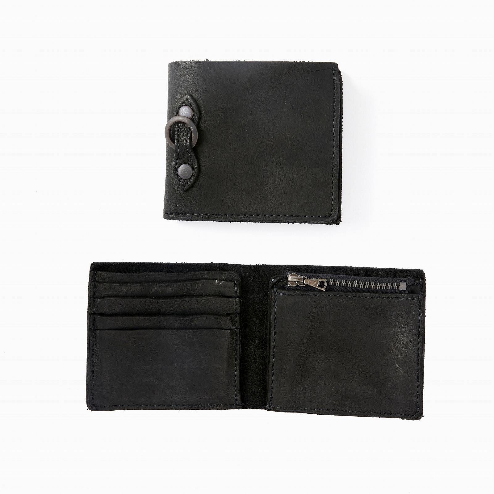 イサムカタヤマバックラッシュ　二つ折り財布　パイソン　レザー　ブラック イサムカタヤマ バックラッシュ パイソン 蛇革 二つ折り財布