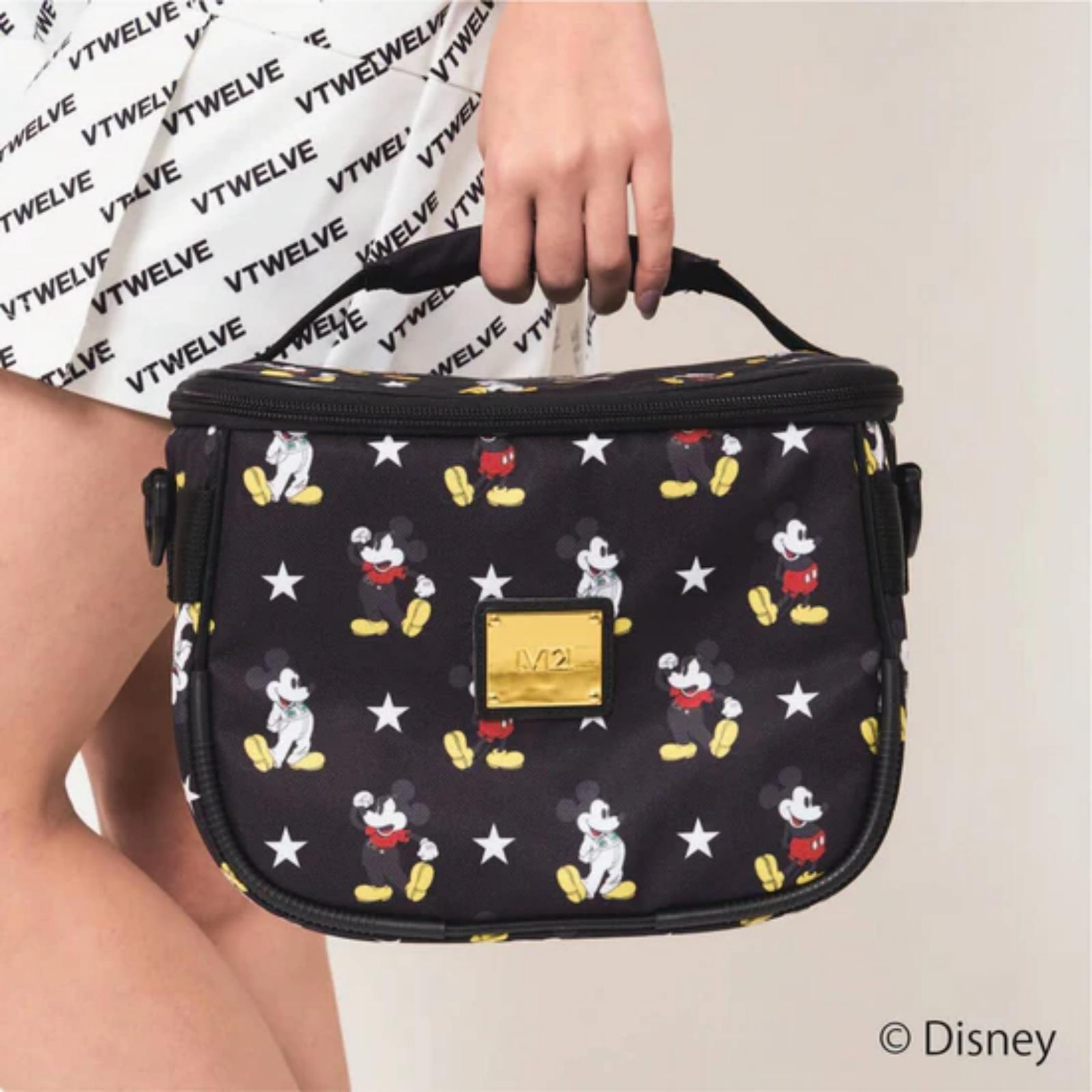 V12 ニット　ミッキー　コラボ　ディズニー Disney / Mickey Mouse 】SILHOUETTE MOTIF KNIT