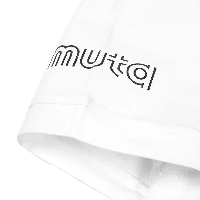 【muta】ムータマリン×L4K3/レーク6ロゴ Tシャツ(送料込み) L4K3(レーク) L4K3×MUTA 6ロゴ Tシャツ WHITE | L4K3(レーク