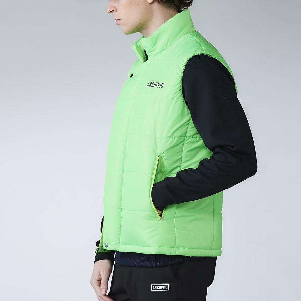 アルチビオ ホワイト ポケット付き中綿ベスト ARCHIVIO(アルチビオ)ジップアップ撥水中綿ベスト/ホワイト(090