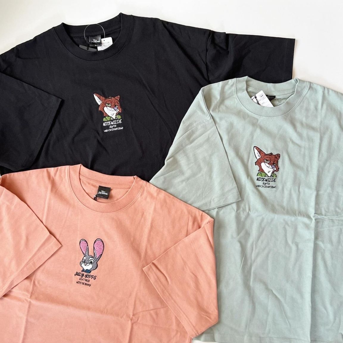 大人size[即納]   ニックandジュディ　サガラ刺繍Tシャツ