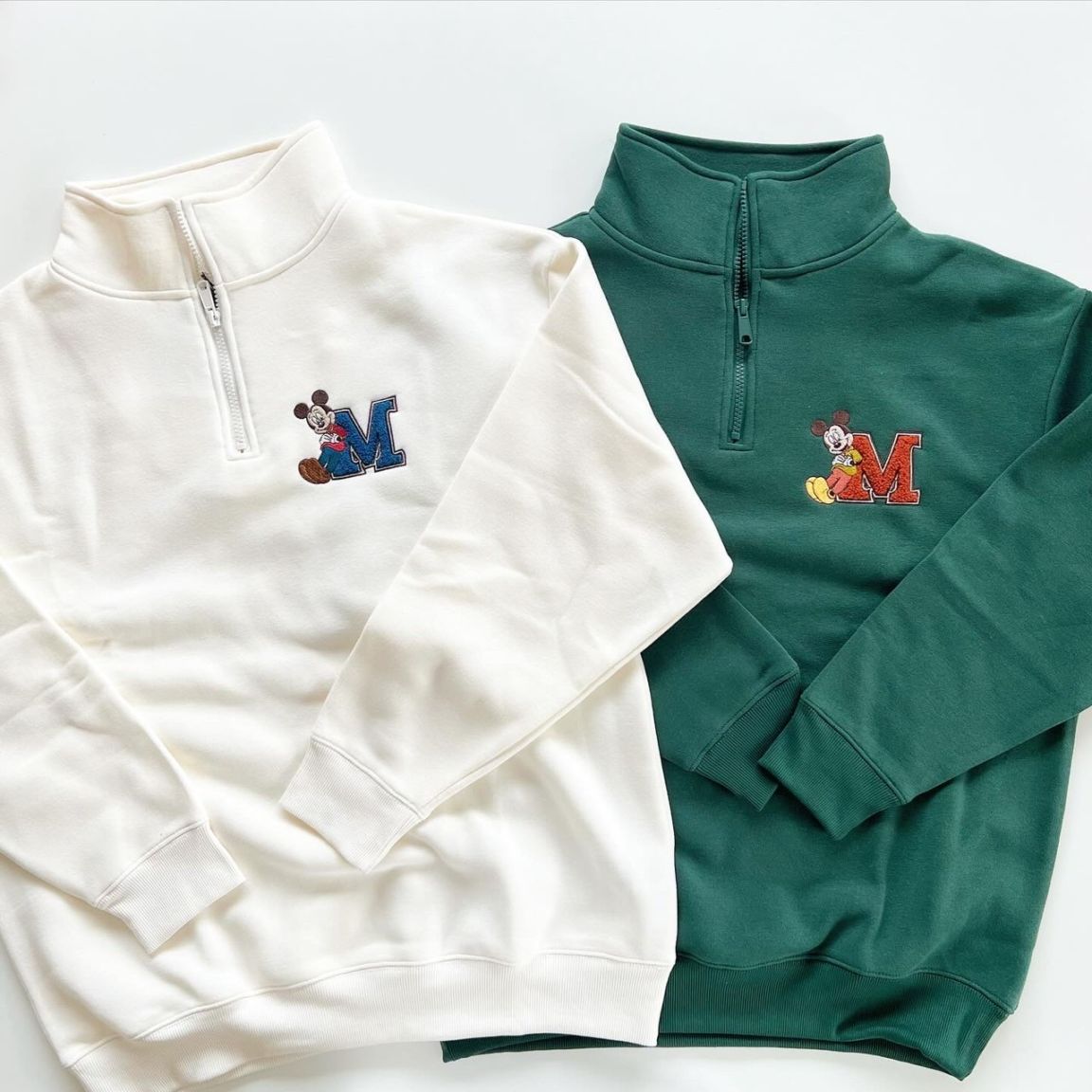 大人size[即納]   ハーフジップミッキー刺繍裏起毛トレーナー