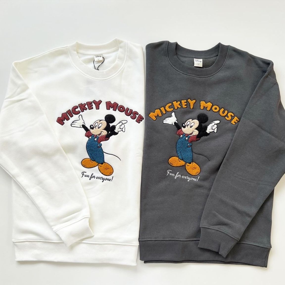 大人size[即納]   サガラ刺繍ミッキー　裏起毛スウェット