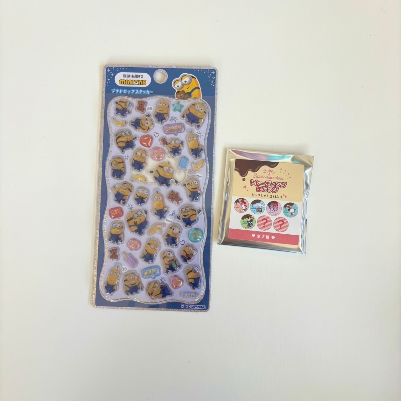 [シークレット販売]  ミニオンプチドロップシール　ランダムサンリオ缶バッジセット