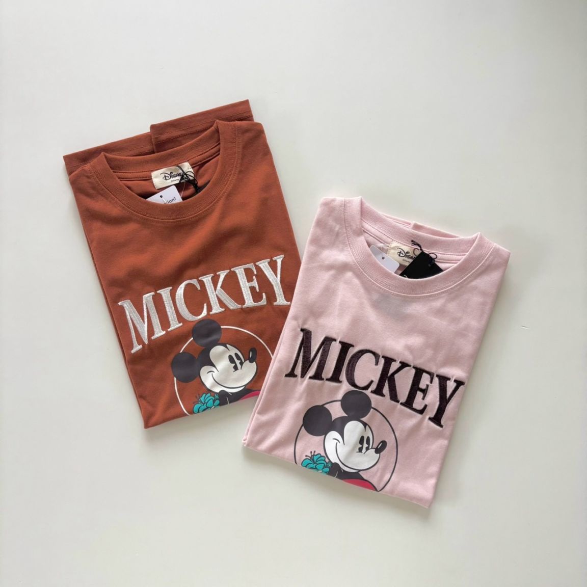 大人size[即納]   ミッキープリント　長袖Tシャツ