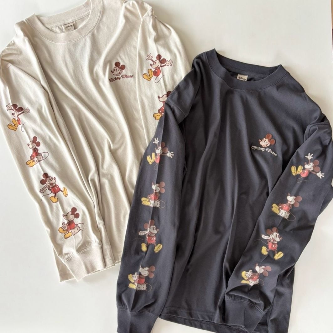 大人size[即納]   袖ミッキープリント　長袖Tシャツ