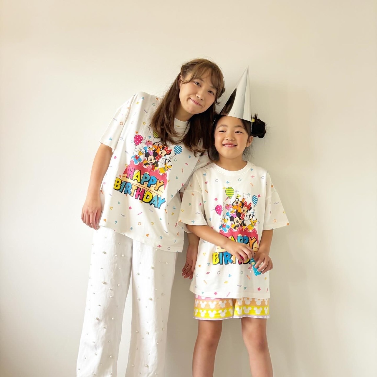 90-140&大人size [即納]  Mickey Friends Happy Birthday Tシャツ   ( mes favoris original )