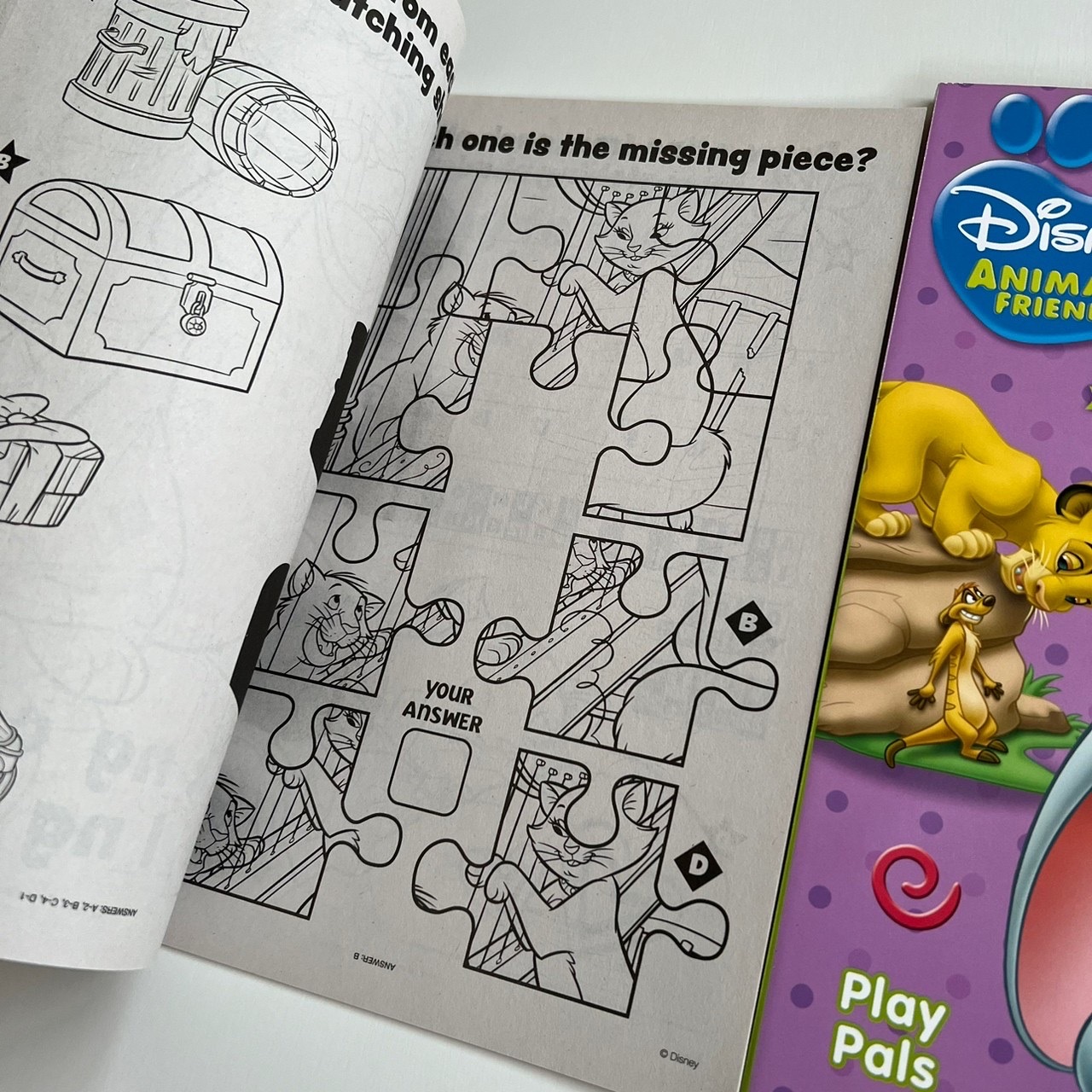 [即納] Disney キャラクター　塗り絵