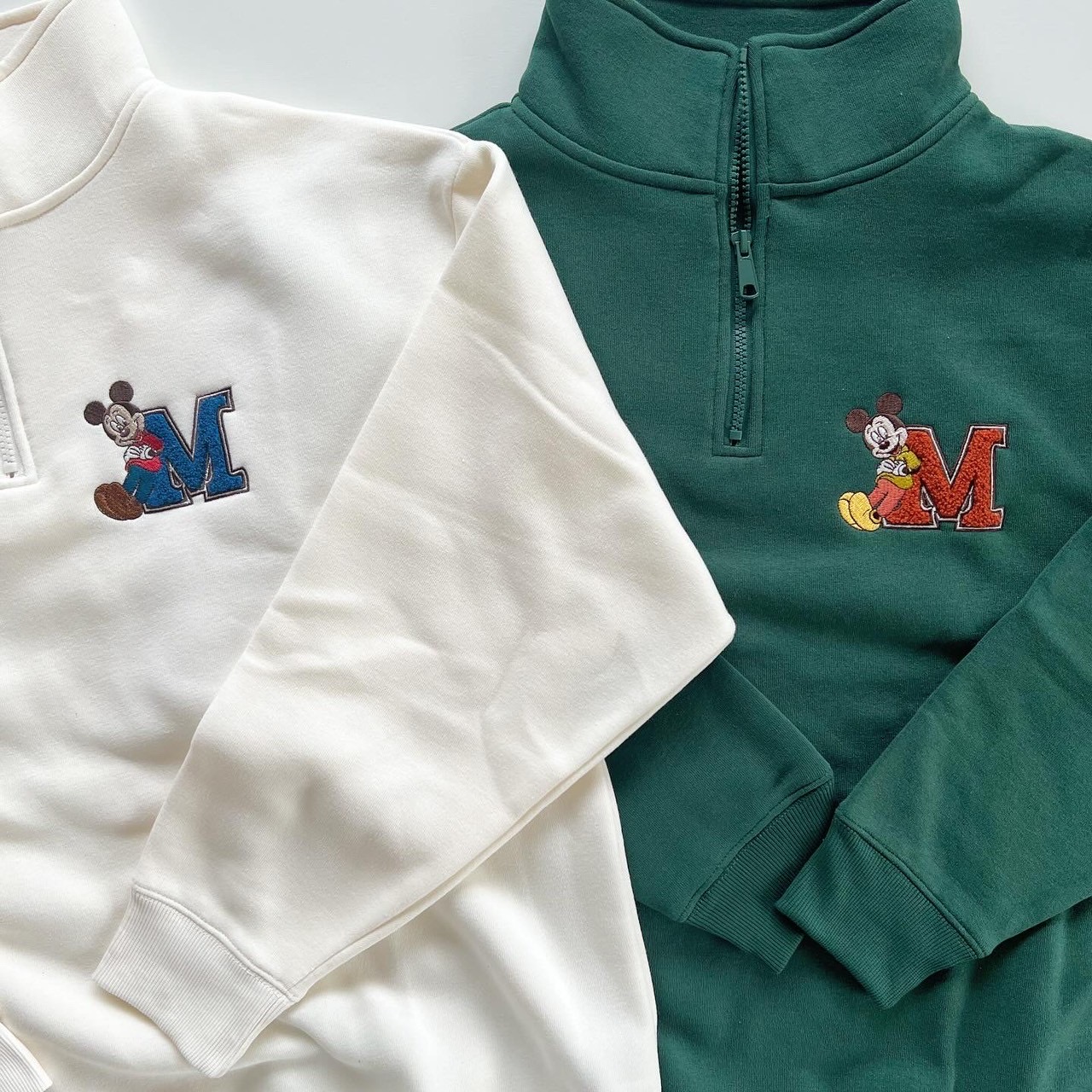 大人size[即納]   ハーフジップミッキー刺繍裏起毛トレーナー
