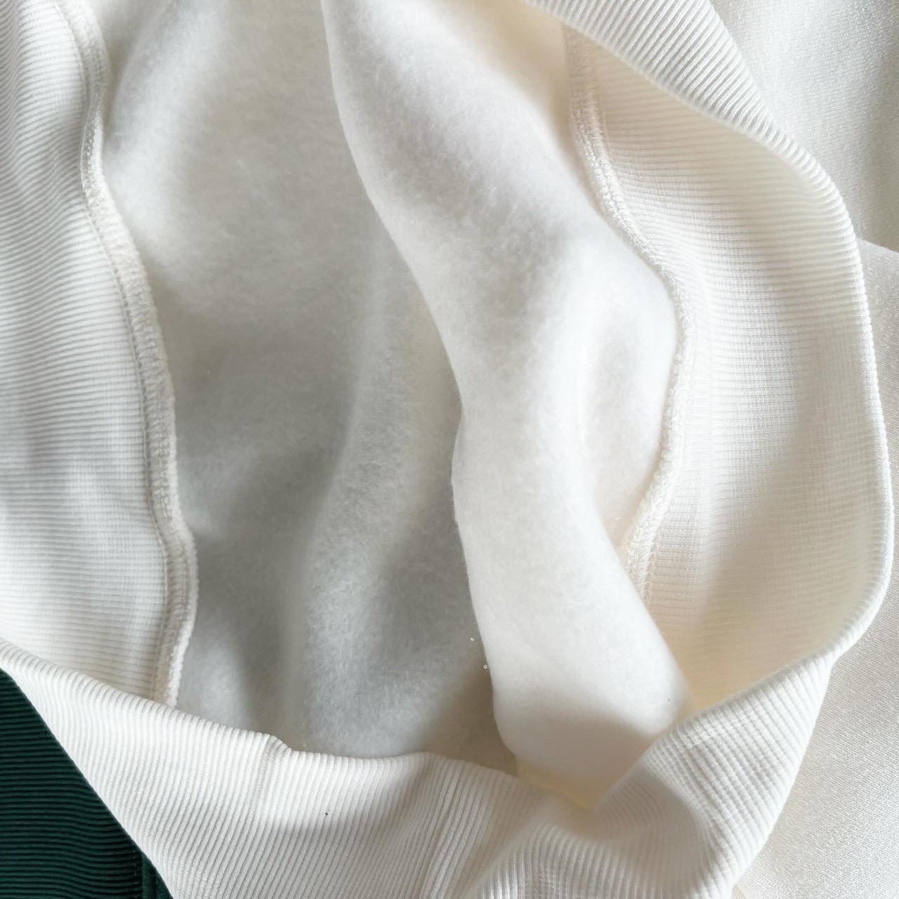 大人size[即納]   ハーフジップミッキー刺繍裏起毛トレーナー