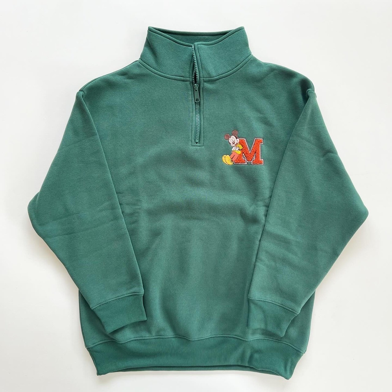 大人size[即納]   ハーフジップミッキー刺繍裏起毛トレーナー