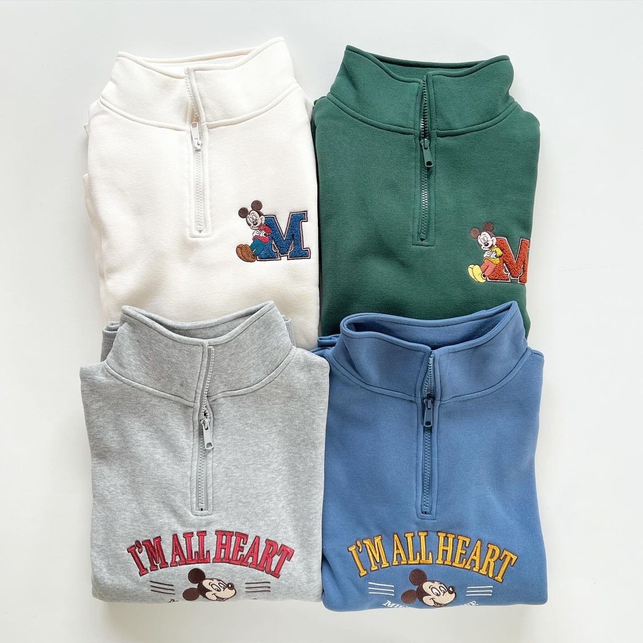 大人size[即納]   ハーフジップミッキー刺繍裏起毛トレーナー