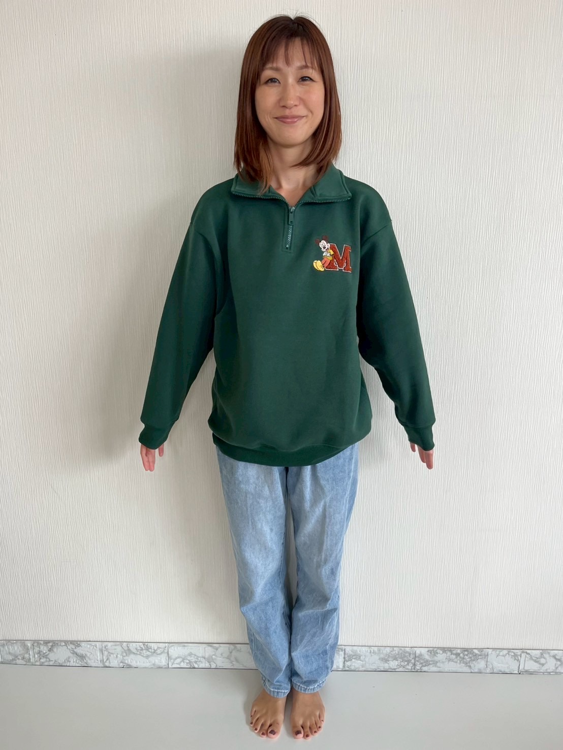 大人size[即納]   ハーフジップミッキー刺繍裏起毛トレーナー