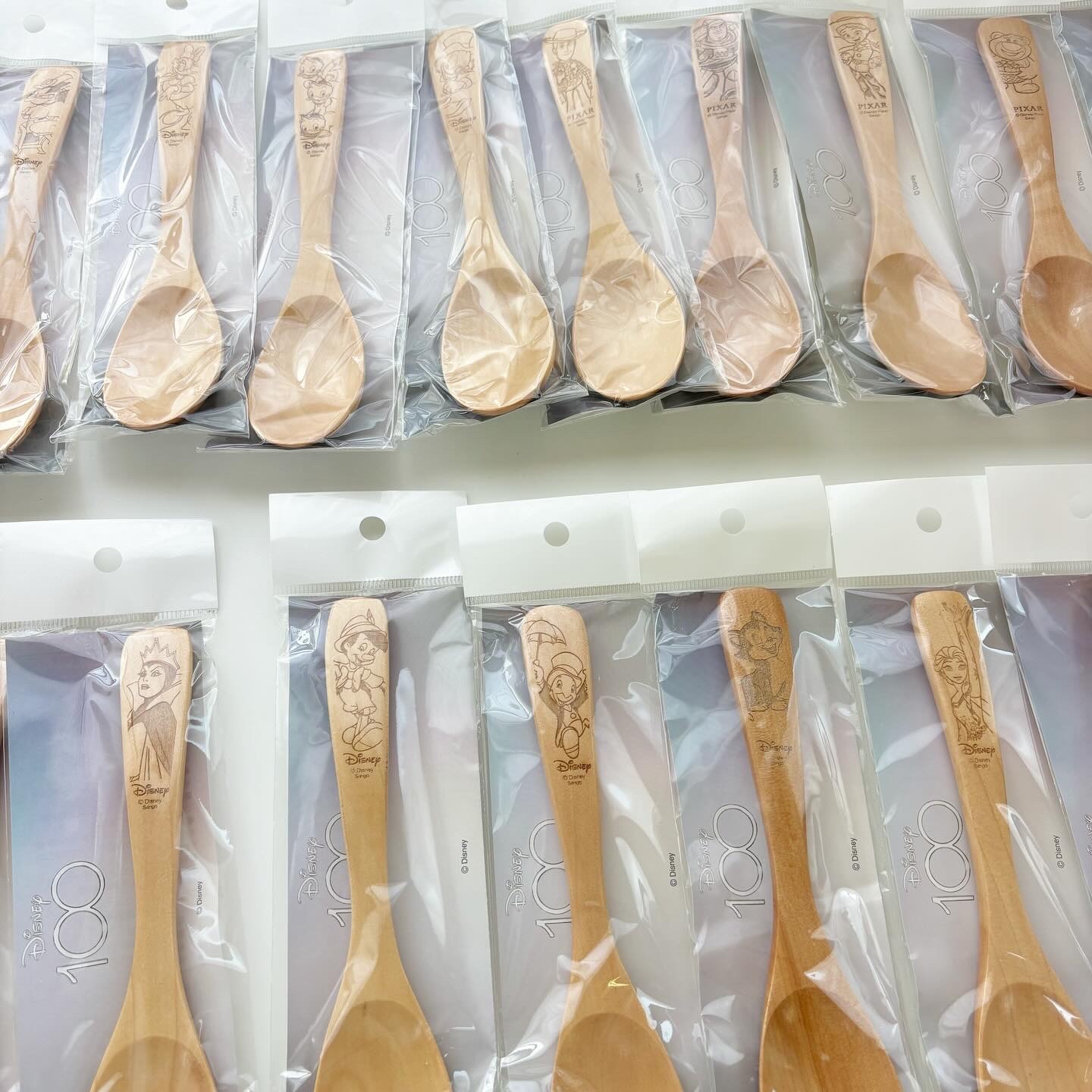 即納]【ディズニー100】木のスプーン | all items | mes favoris