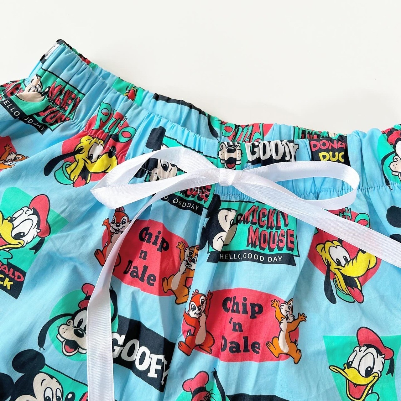 大人size[即納]  Mickeyfriends Boy‘sキャラクター総柄ショートパンツ
