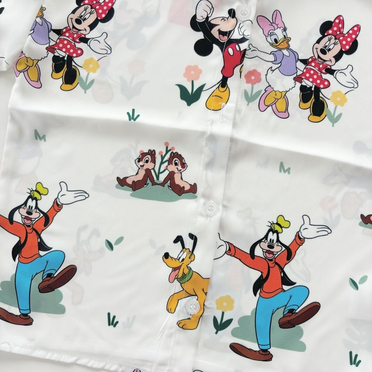 90.110.130&ladies size[即納]  Mickey&Friends総柄シャツ  (mes favoris original )