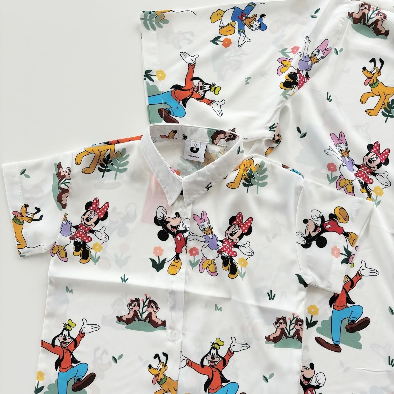 90.110.130&ladies size[即納]  Mickey&Friends総柄シャツ  (mes favoris original )