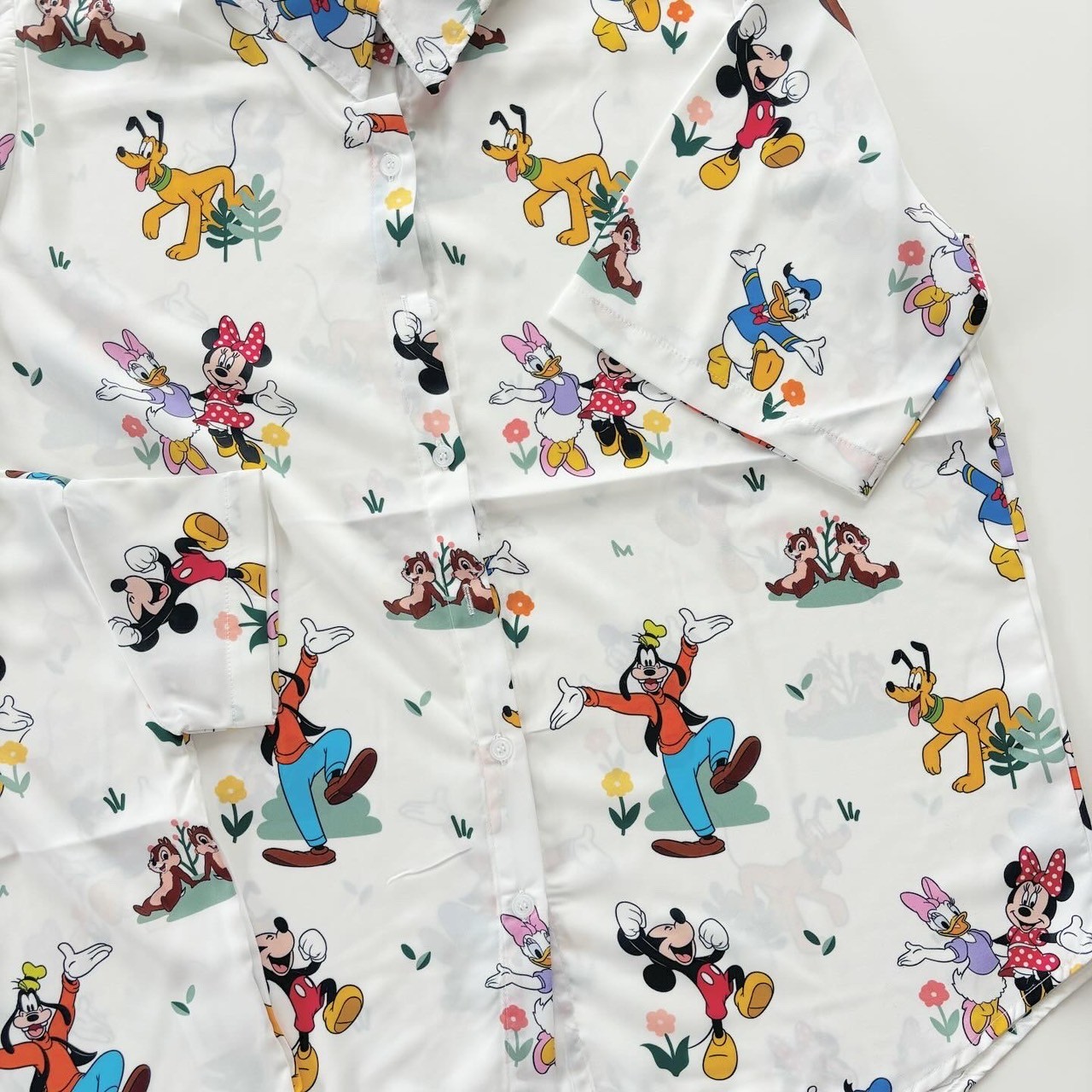 90.110.130&ladies size[即納]  Mickey&Friends総柄シャツ  (mes favoris original )