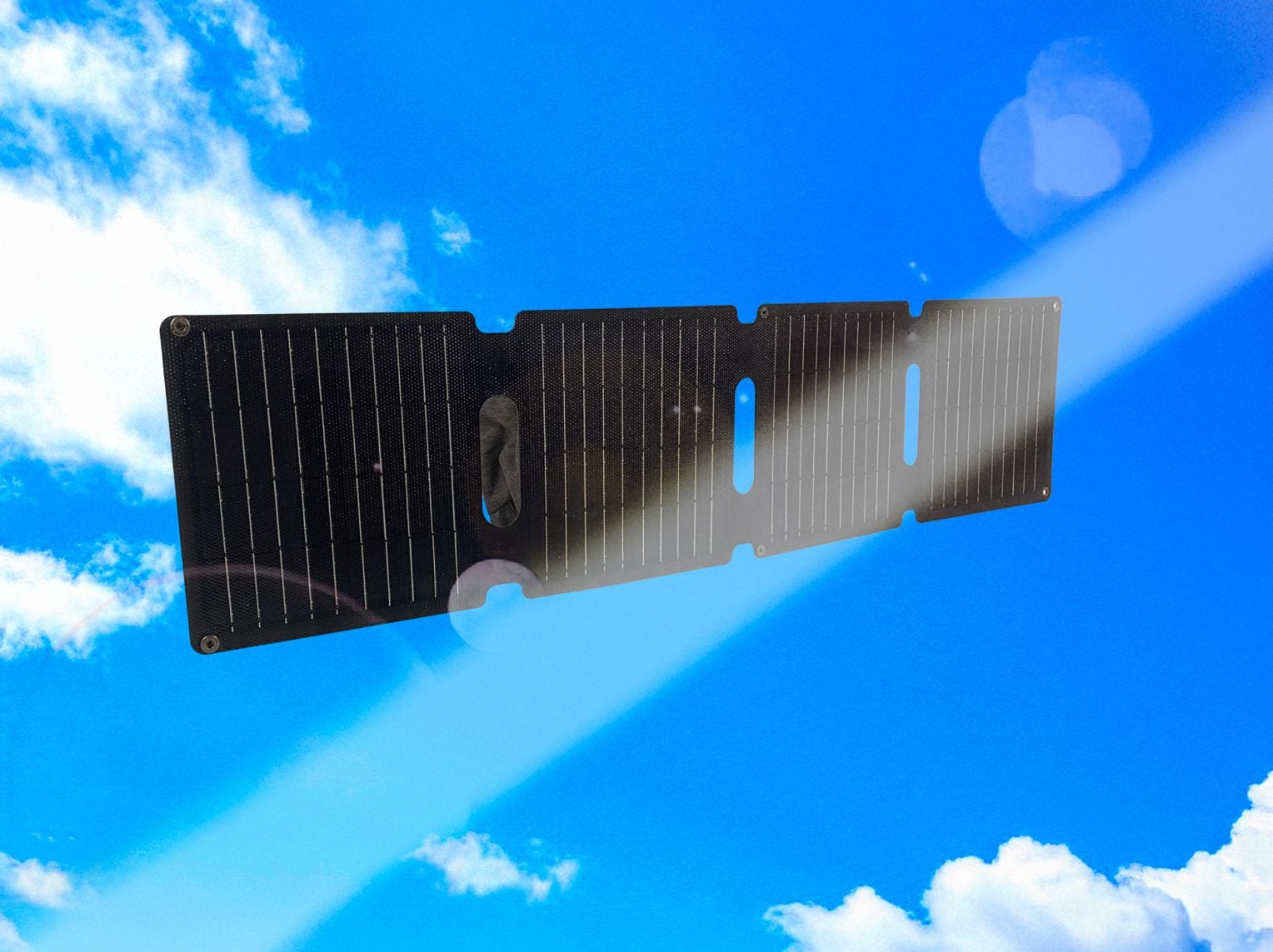 EVERBright<br>31Wソーラーパネル<br>大型ポケット付-MQ