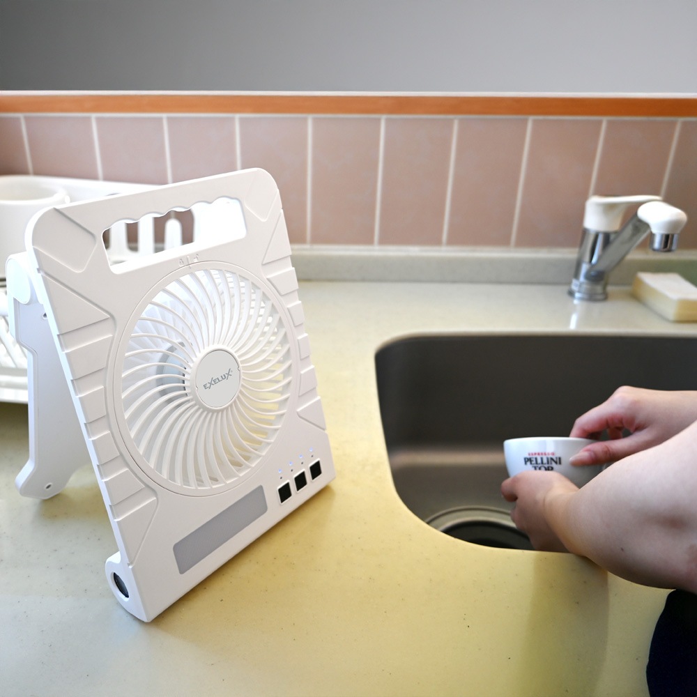 EXELUX<br>ウルトラ ソーラーファン<br>コンパクト