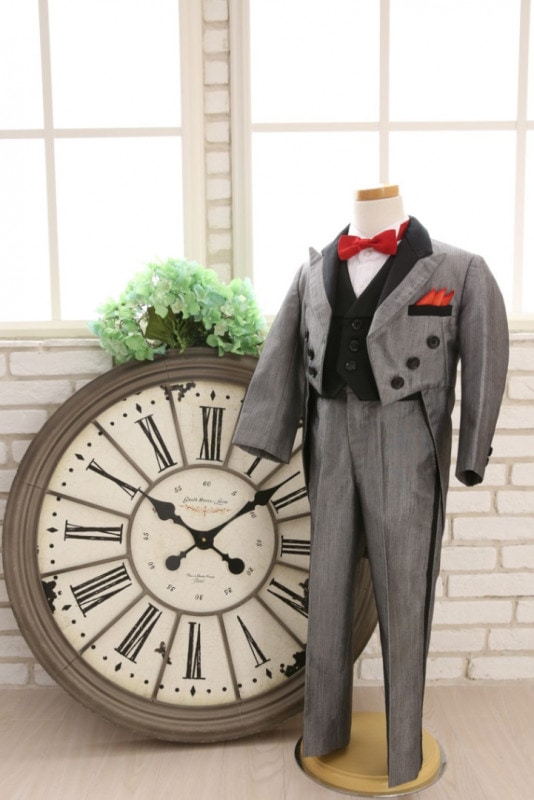 【結婚式パーティーお呼ばれ男の子フォーマル・男の子レンタル】結婚式/発表会/男の子スーツ/男の子タキシード/燕尾服/グレー/3歳用/J3-3（100）