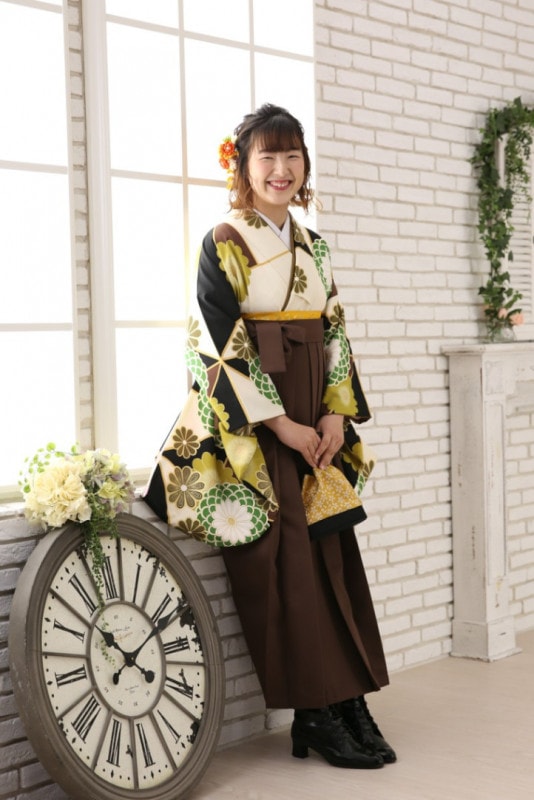 【卒業式袴レンタル/着物レンタル/通販レンタル】　ブランド 大島優子　ラフィネモカ/学生袴/卒業式/小学生袴/かわいい袴/白/茶色/黒/緑/着物-333/袴-288
