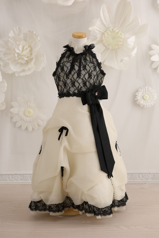 【女の子ドレスレンタル】【子供ドレスレンタル結婚式　発表会】　結婚式/発表会/かわいい/黒/G7-106（7才）