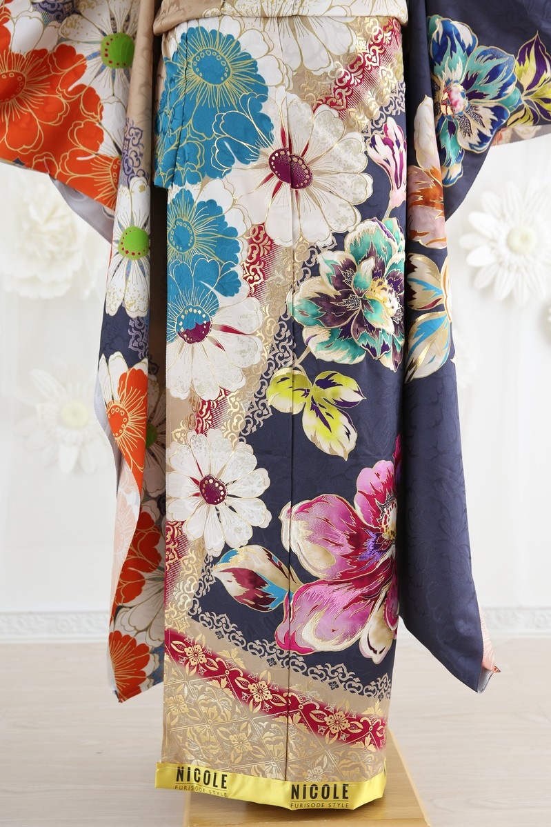 藤田ニコル 振袖 フルセット （34F5N ｜ Amanda キモノコレクション 