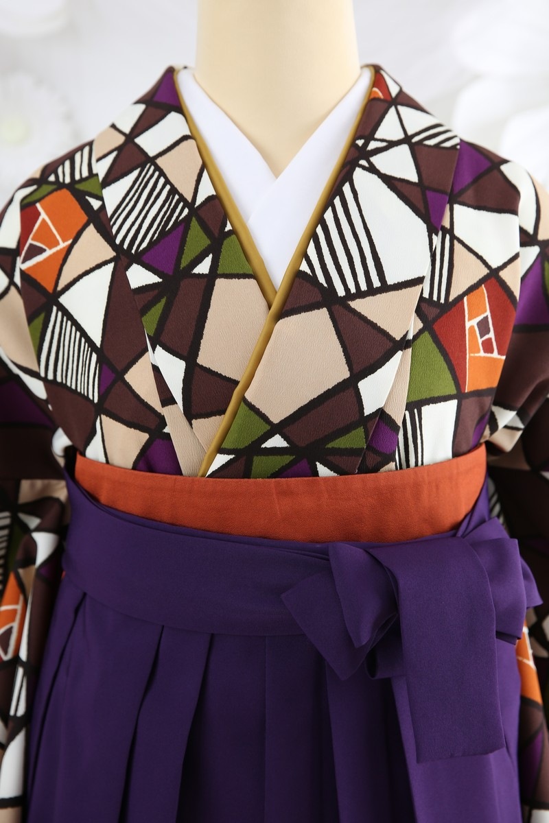 【卒業式袴レンタル/着物レンタル/通販レンタル】　ブランド　ラフィネモカ/学生袴/卒業式/小学生袴/かわいい袴/レトロ/個性的/幾何学/茶/紫/着物-420/袴-268