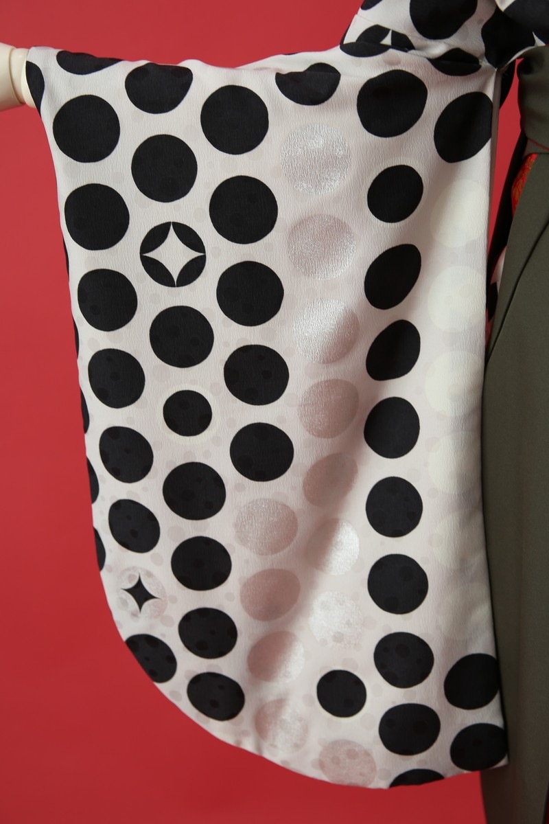 【卒業式袴レンタル/着物レンタル/通販レンタル】　ブランド モダンアンテナ/学生袴/卒業式/小学生袴/モダン/赤/グレー/白/黒/茶/着物-429/袴-286