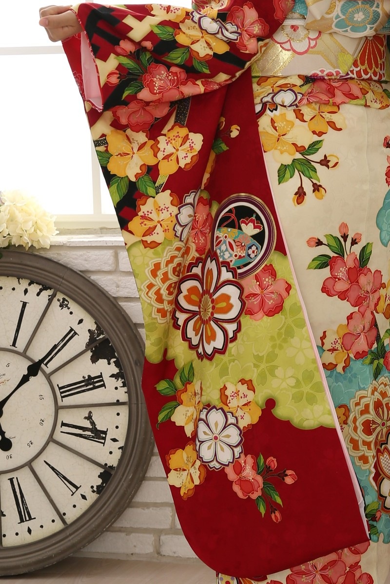 【振袖レンタル 成人式 結婚式 着物レンタル 前撮り】　振袖/ブランド/今田美桜/個性的/白/ピンク/振袖-494