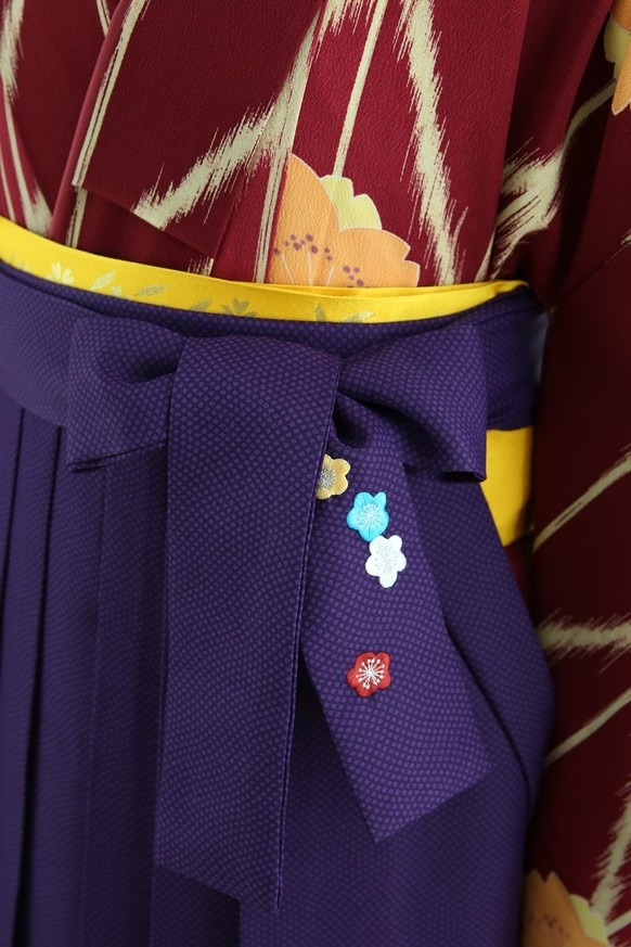 【卒業式袴レンタル/着物レンタル/通販レンタル】　ブランド　Kansai/学生袴/先生袴/卒業式/小学生袴/レトロな袴/エンジ/赤/紫/着物-90/袴-95