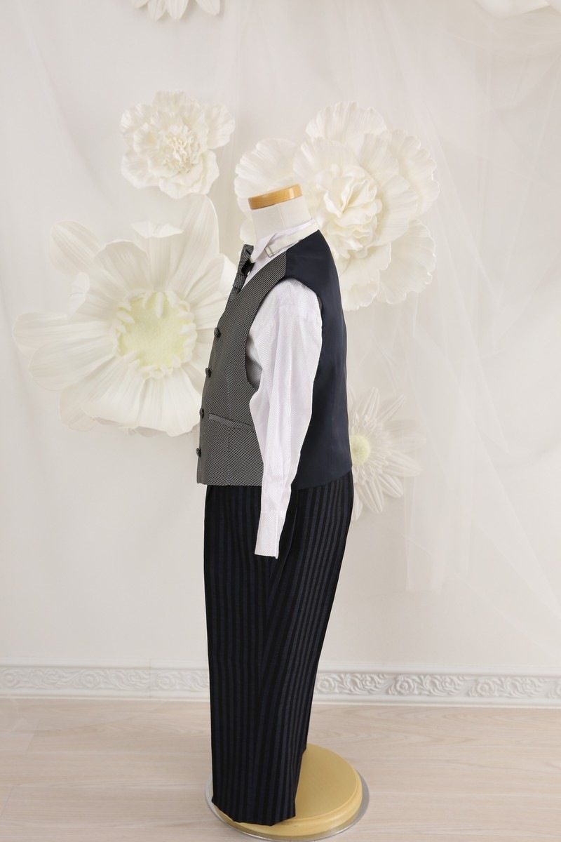 【結婚式パーティーお呼ばれ男の子フォーマル・男の子レンタル】結婚式/発表会/男の子スーツ/男の子タキシード/紺/5歳用/J5-26（100）