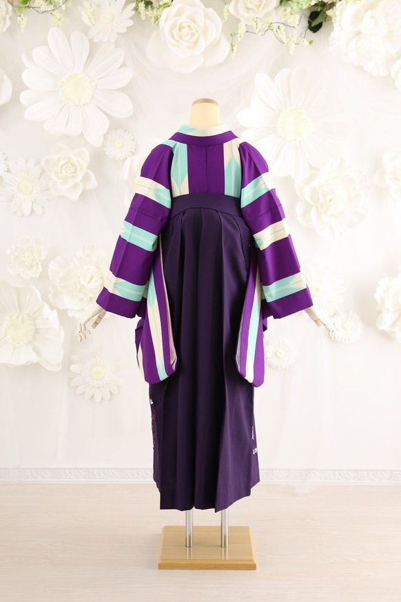 【卒業式袴レンタル/着物レンタル/通販レンタル】　学生袴/卒業式/小学生袴/レトロモダン/紫/白/水色/着物-371/袴-132