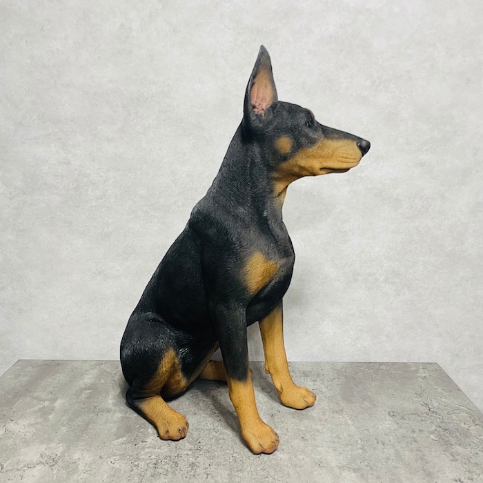 犬 置物 大きい お座りドーベルマン 特大 グッズ 高さ約61cm woobia