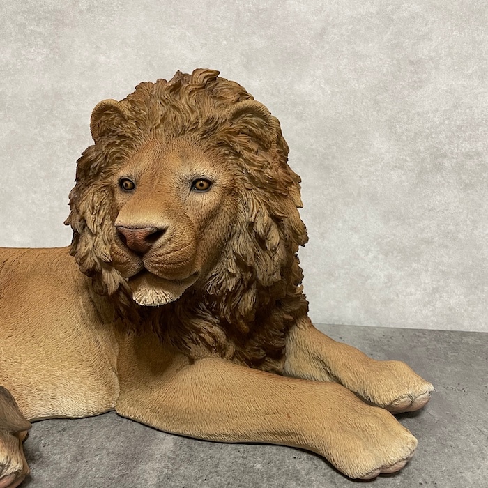 置物 横たわるライオン 高さ25cm woobia ウービア 大きい かわいい