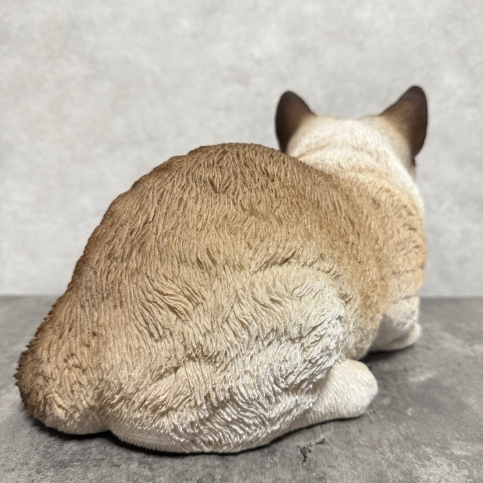 置物 不機嫌なシャム猫 ネコ 高さ17.8cm woobia ウービア 大きい