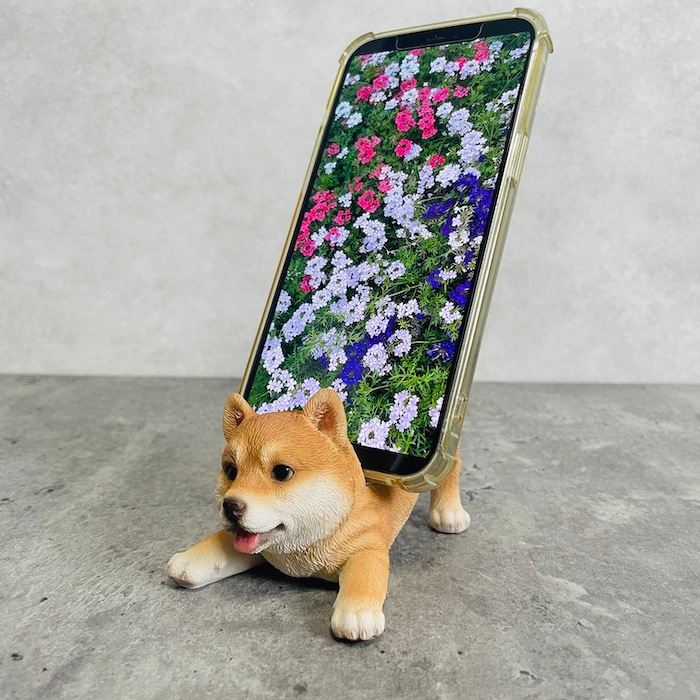 スマホスタンド 寝そべる柴犬 woobia ウービア 犬 イヌ いぬ 卓上