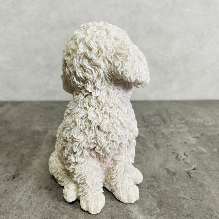 プードルの置物 かわいい 犬 置物 振り返るトイプードル 白 小 woobia ウービア