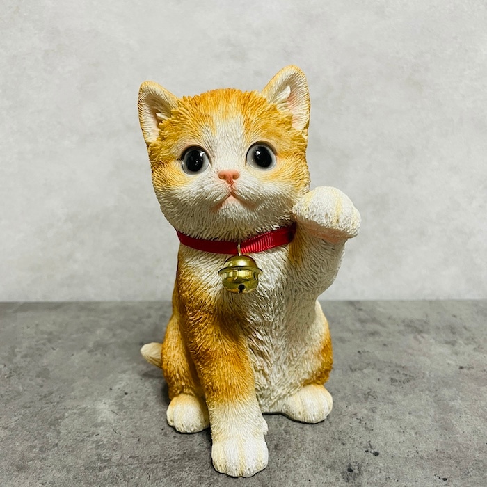 かわいい 置物 左手を上げる茶トラ白招き猫 商売繁盛 縁起物