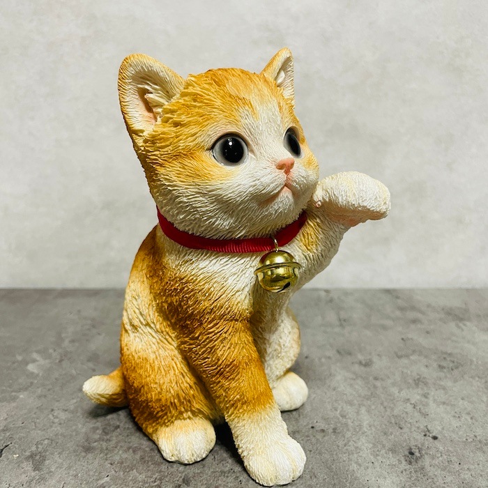 かわいい 置物 左手を上げる茶トラ白招き猫 商売繁盛 縁起物 woobia