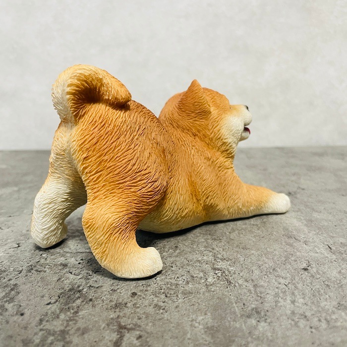 かわいい犬の置物 喜ぶ柴犬 グッズ woobia ウービア イヌ おしゃれ