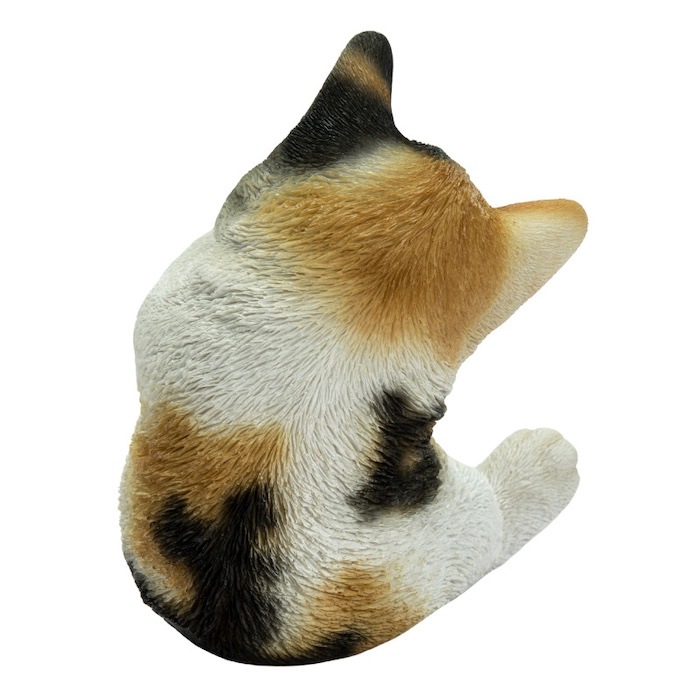 置物 しっぽで遊ぶ三毛猫 ネコ 高さ17.8cm woobia ウービア 大きい