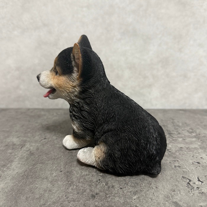 犬 置物 小さい かわいい 高さ11.5cm 左向き座りウェルシュコーギー黒