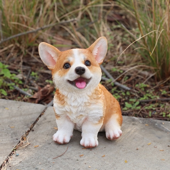コーギー　置物 犬 置物 お座りにっこり コーギー レッド グッズ 高さ15.5cm リアル
