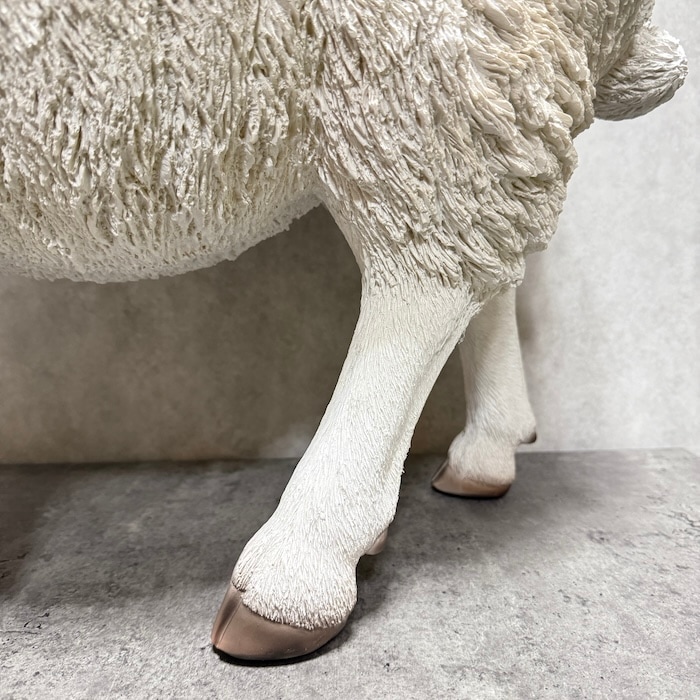 置物 餌を探す羊 特大 高さ55.5cm woobia ウービア 大きい かわいい