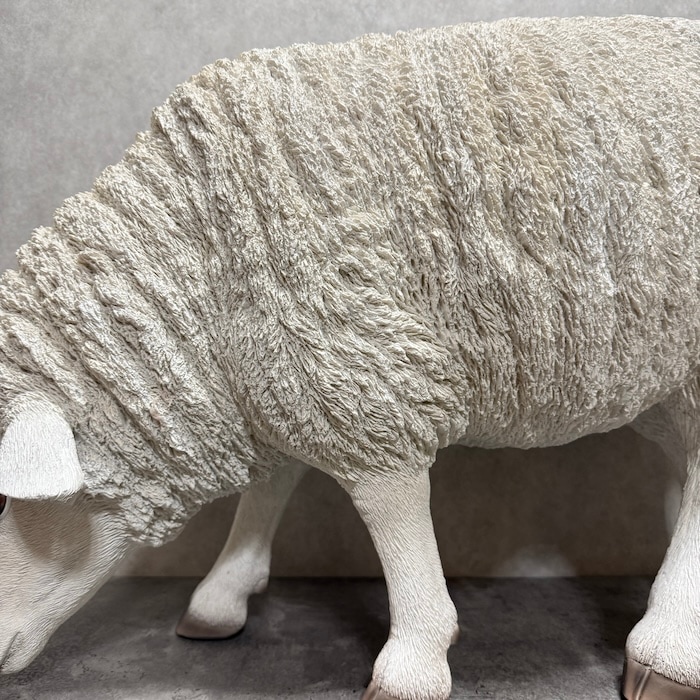 置物 餌を探す羊 特大 高さ55.5cm woobia ウービア 大きい かわいい